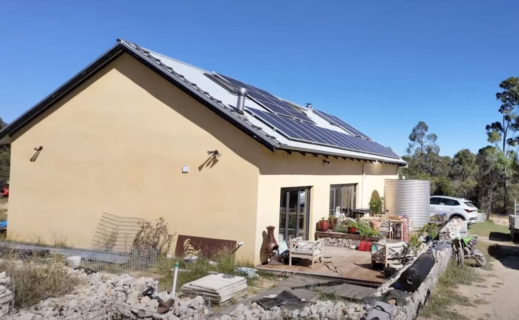 Hempcrete Shed in Hartley Vale