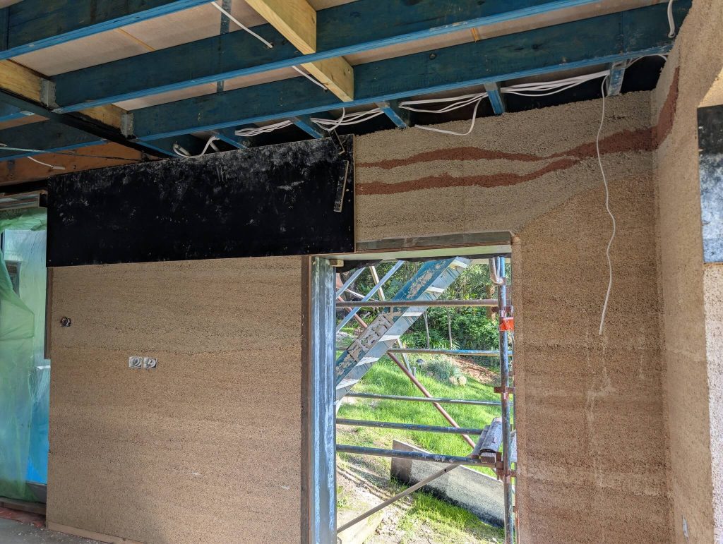 How Crank Formwork and Hempcrete Blocks Are Advancing Hemp Building